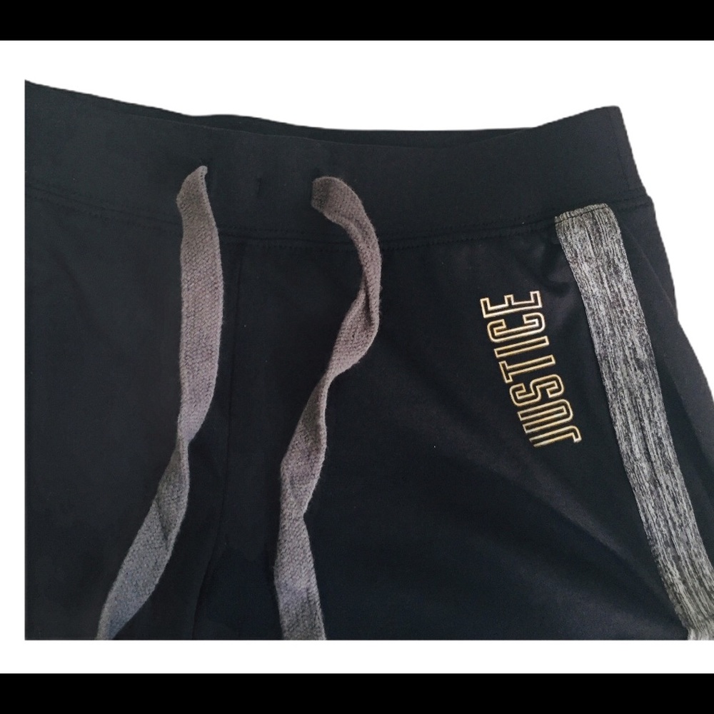 JUSTICE Girls Black Grey Colorblock Dolphin Athletic Shorts Size 6-7 - Picture 4 of 8